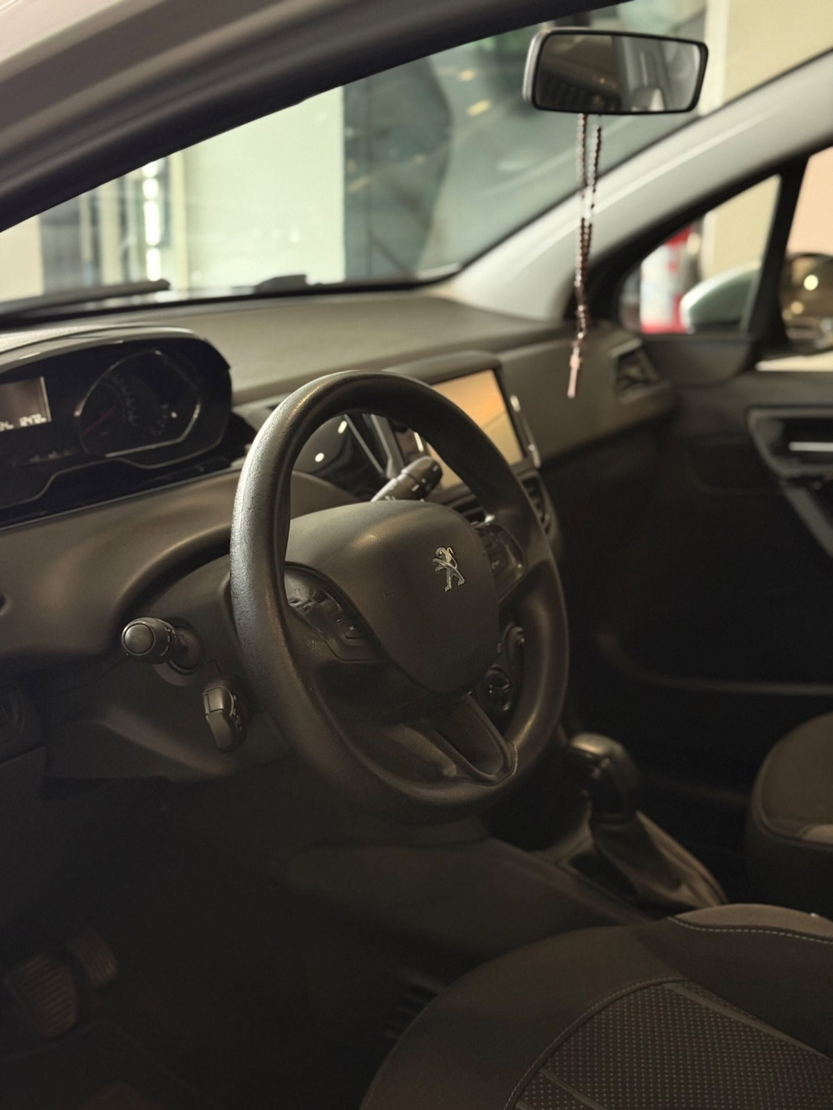 Peugeot 208 VTi 95 CV 5p. GPL Allure (5)