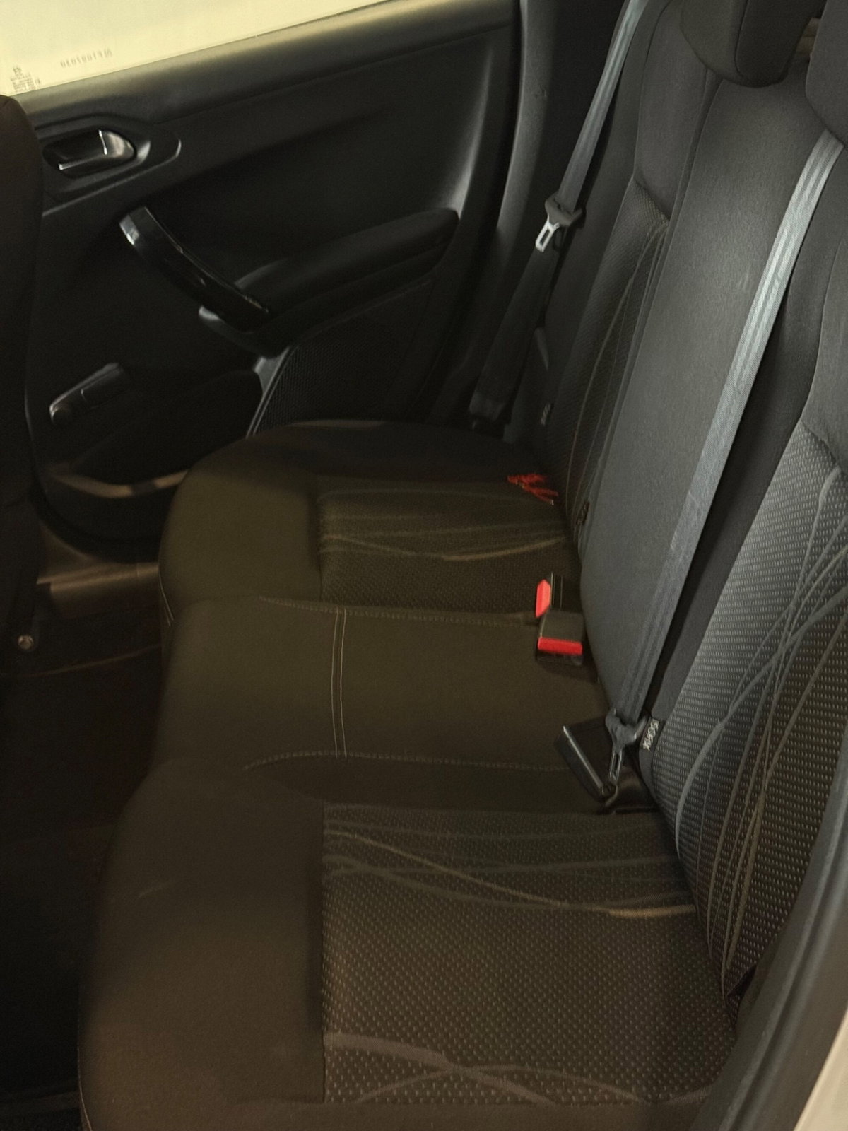 Peugeot 208 VTi 95 CV 5p. GPL Allure (9)