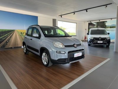 Fiat Panda 1.0 FireFly S&S Hybrid City Life usata
