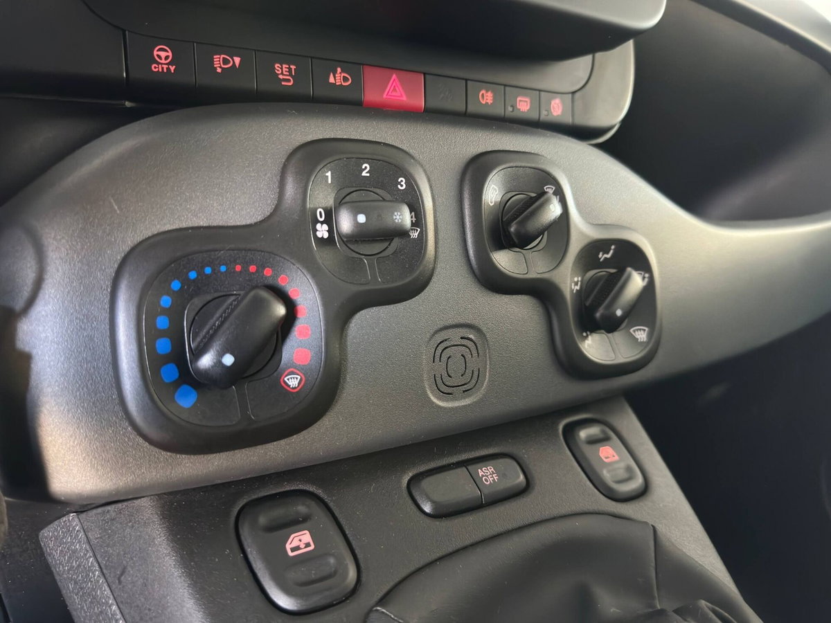 Fiat Panda 1.0 FireFly S&S Hybrid City Life (10)