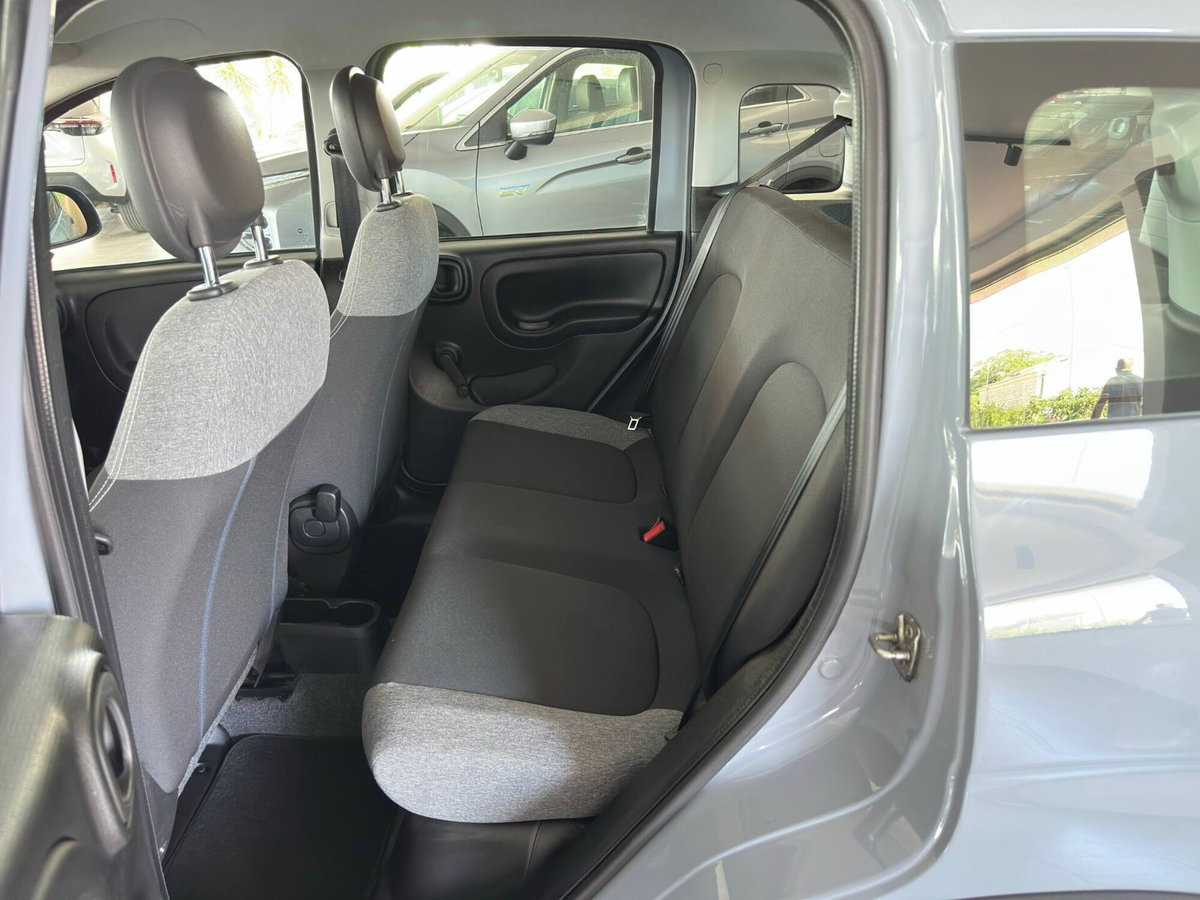 Fiat Panda 1.0 FireFly S&S Hybrid City Life (13)