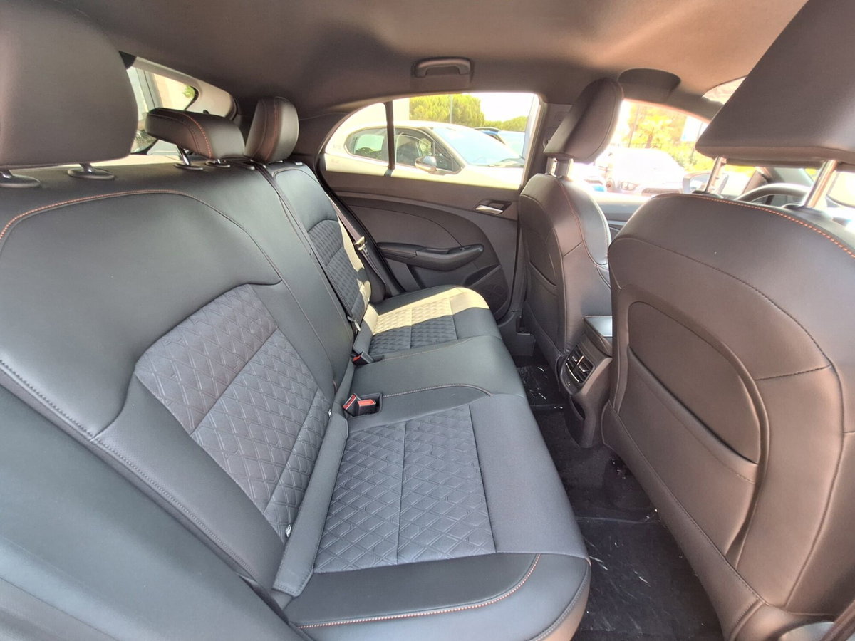 Mg MG3 1.5 hybrid+ Luxury auto (19)