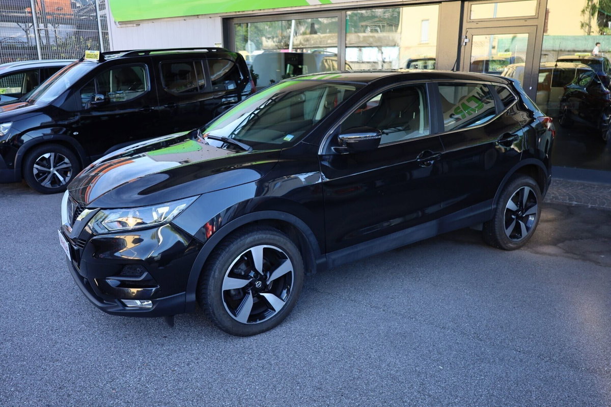 Nissan Qashqai 1.5 dCi Acenta (2)