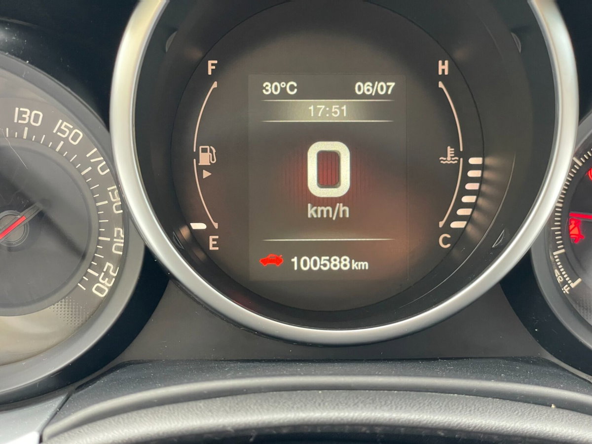 Fiat 500X 1.4 MultiAir 140 CV Opening Edition (14)