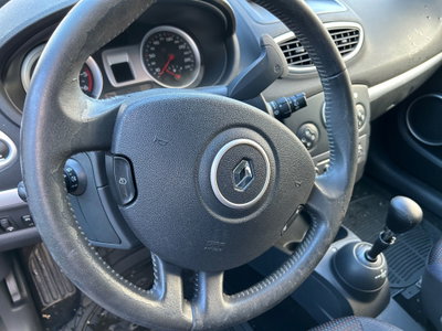 Renault Clio 1.5 dCi 85CV 5 porte Dynamique (10)