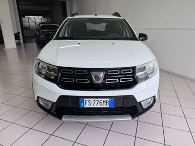 Dacia Sandero Stepway 0.9 TCe 12V TurboGPL 90CV Start&Stop (2)
