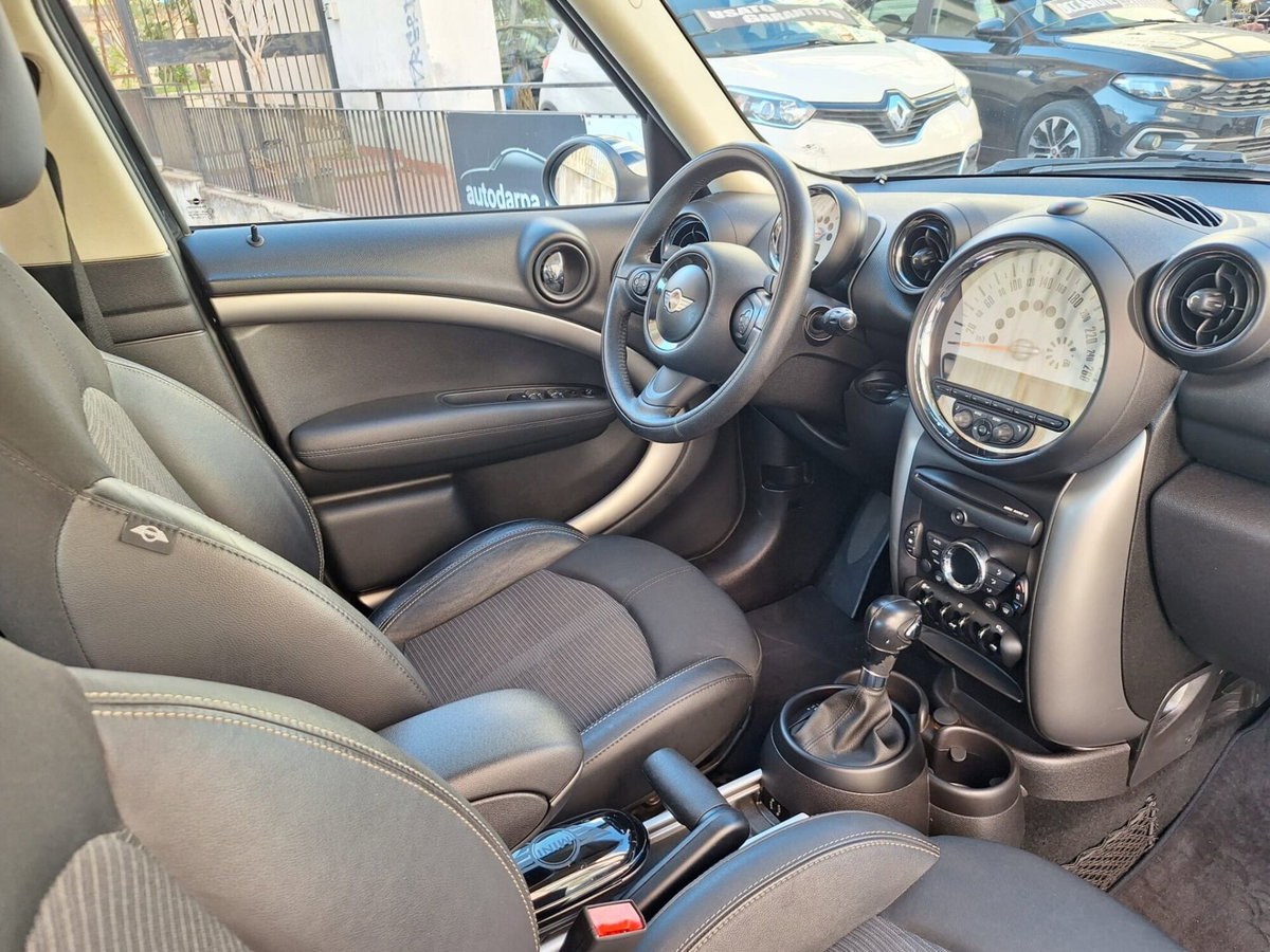 MINI Mini Countryman 2.0 Cooper D Business XL Countryman ALL4 Automatica (15)