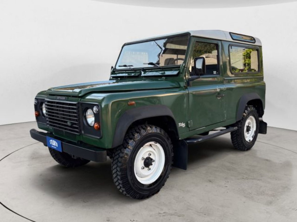 Land Rover Defender 90 2.5 Td5 Station Wagon SE