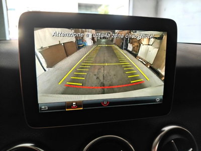 Mercedes-Benz Classe A 180 d Premium (12)