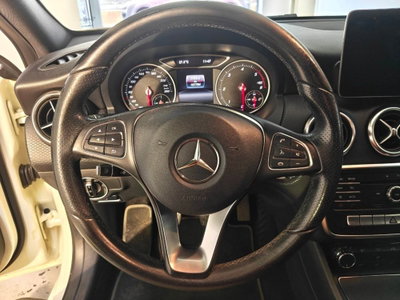 Mercedes-Benz Classe A 180 d Premium (7)
