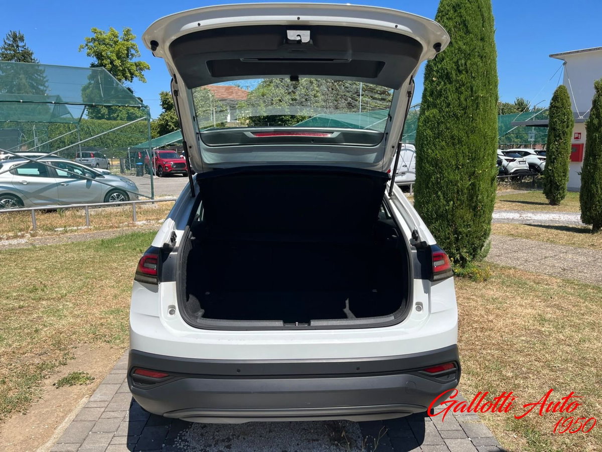 Volkswagen Taigo 1.0 tsi Life 95cv (15)