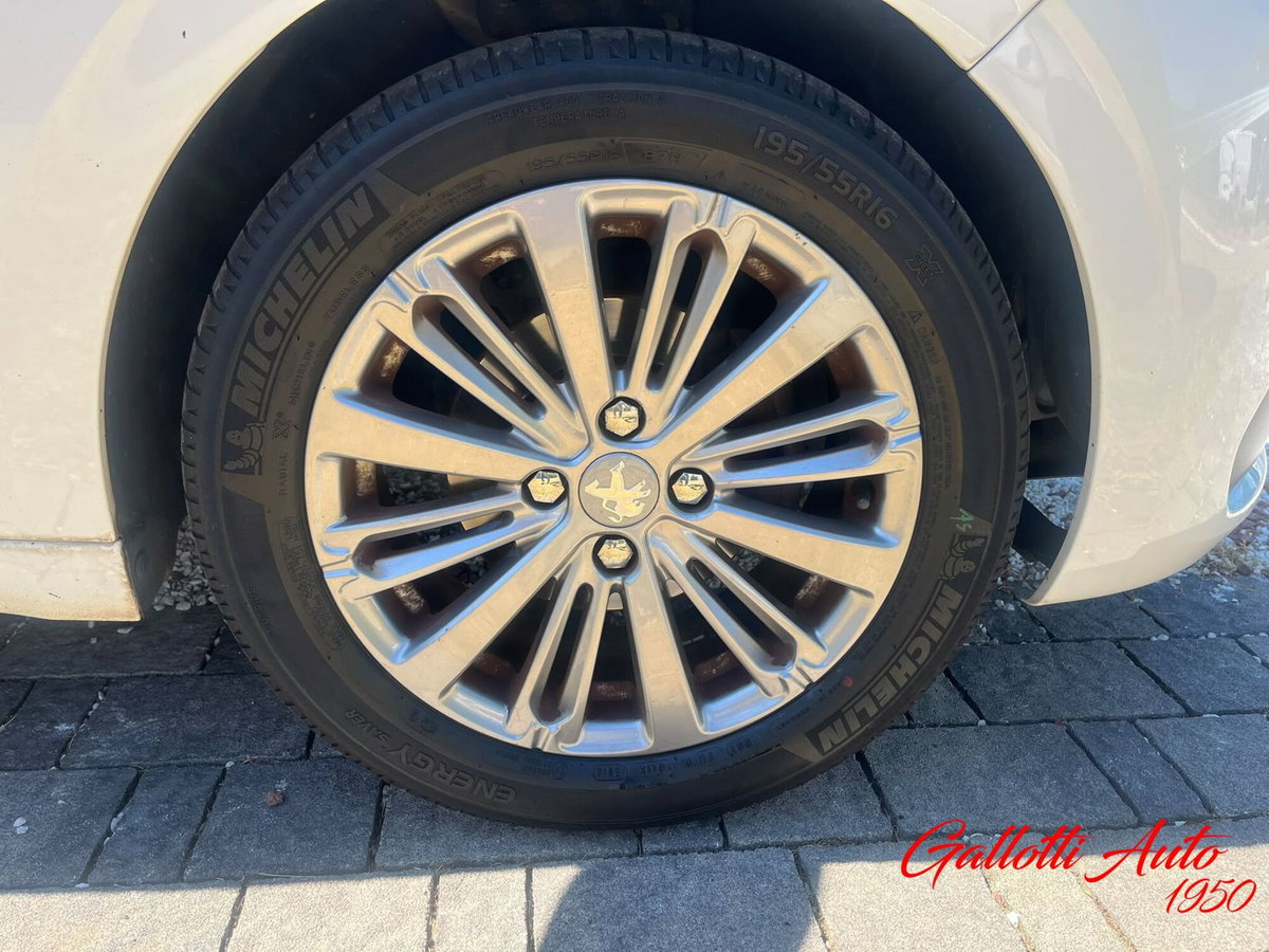 Peugeot 208 82 Stop&Start 5 porte Active (19)