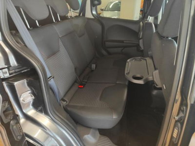 Ford Tourneo Courier 1.5 TDCI 100 CV Sport (14)