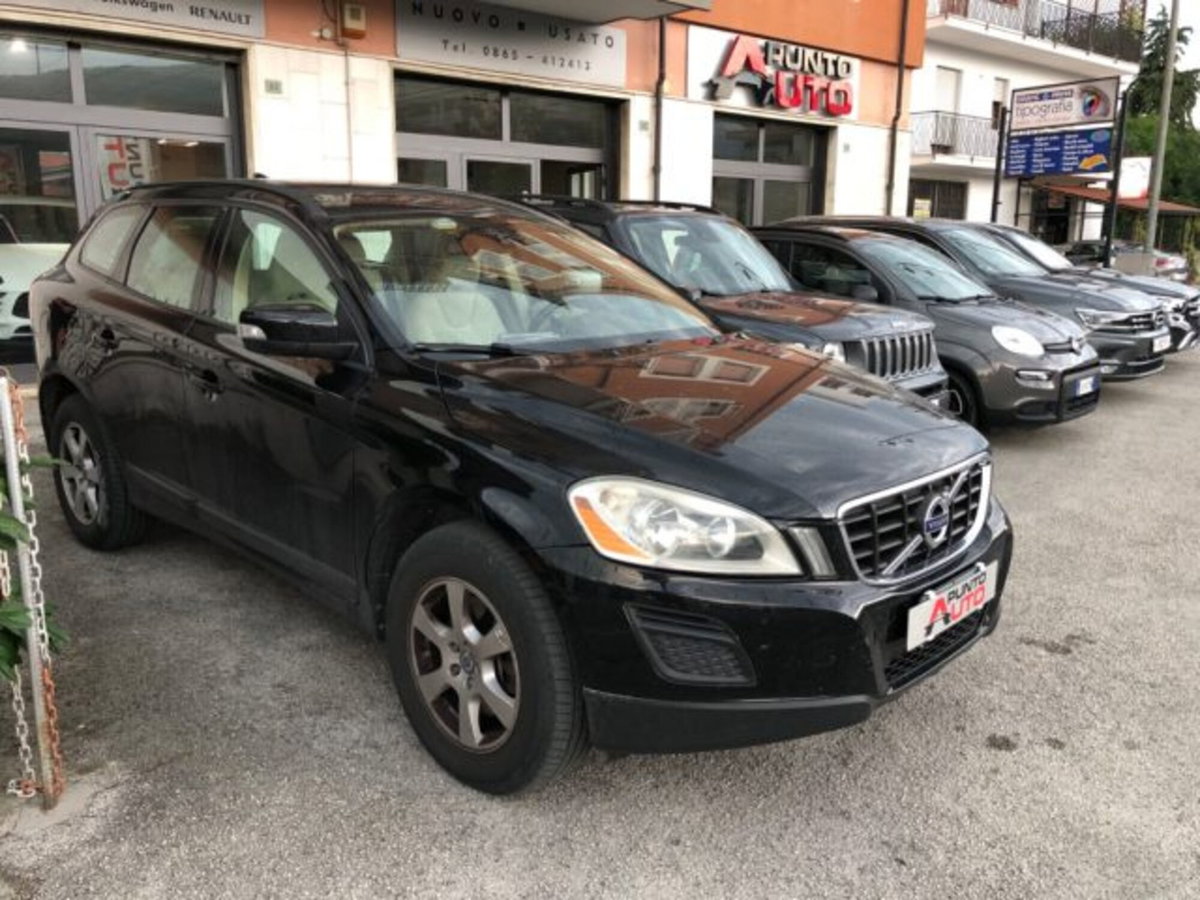 Volvo XC60 D3 AWD Kinetic (3)