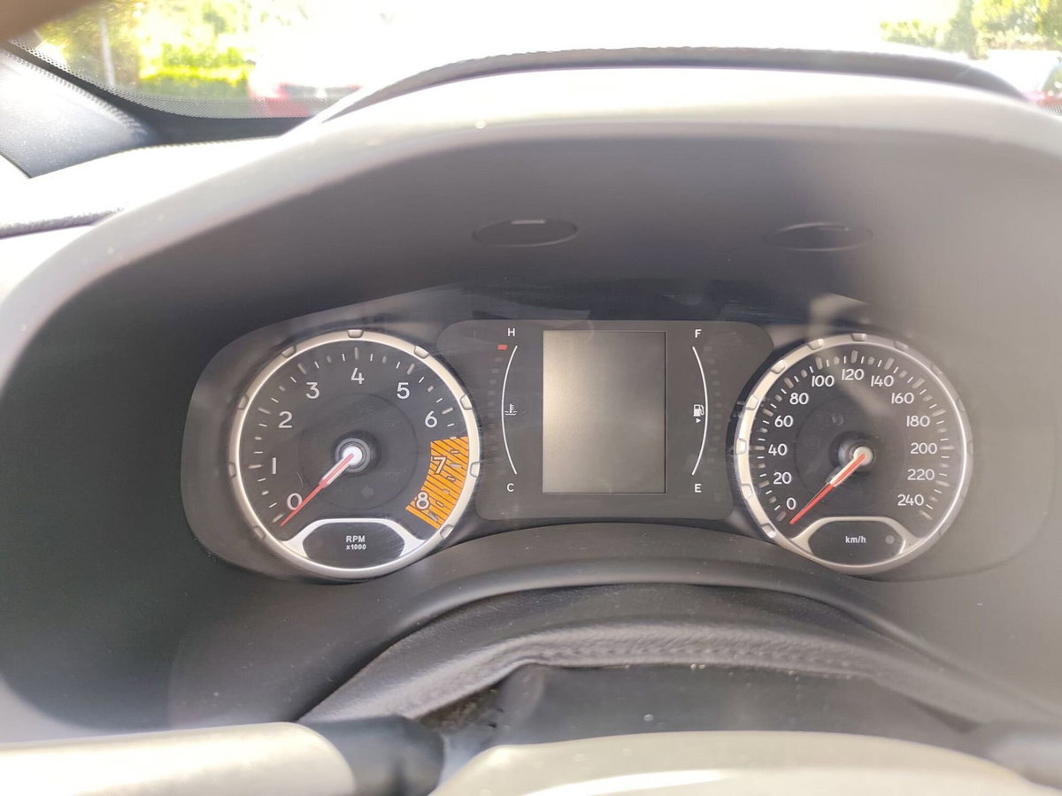 Jeep Renegade 1.0 T3 Longitude (11)