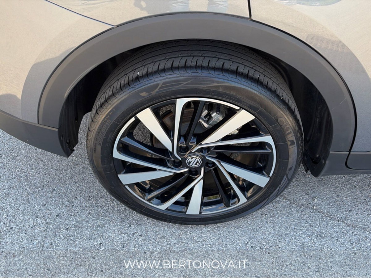 Mg ZS 1.5 hybrid+ Luxury auto (8)
