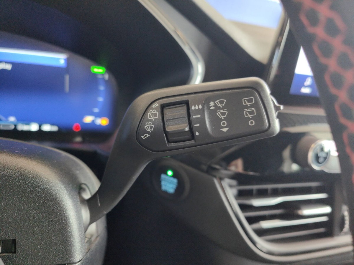 Ford Kuga 2.5 Plug In Hybrid 225 CV CVT 2WD ST-Line (18)
