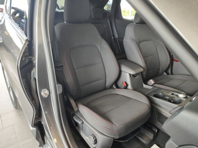 Ford Kuga 2.5 Plug In Hybrid 225 CV CVT 2WD ST-Line (5)