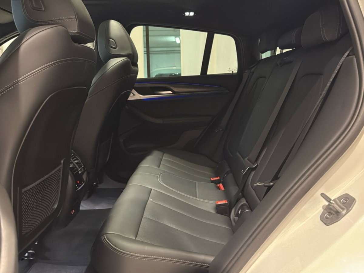 BMW X4 xDrive30d 48V 249CV Msport (8)