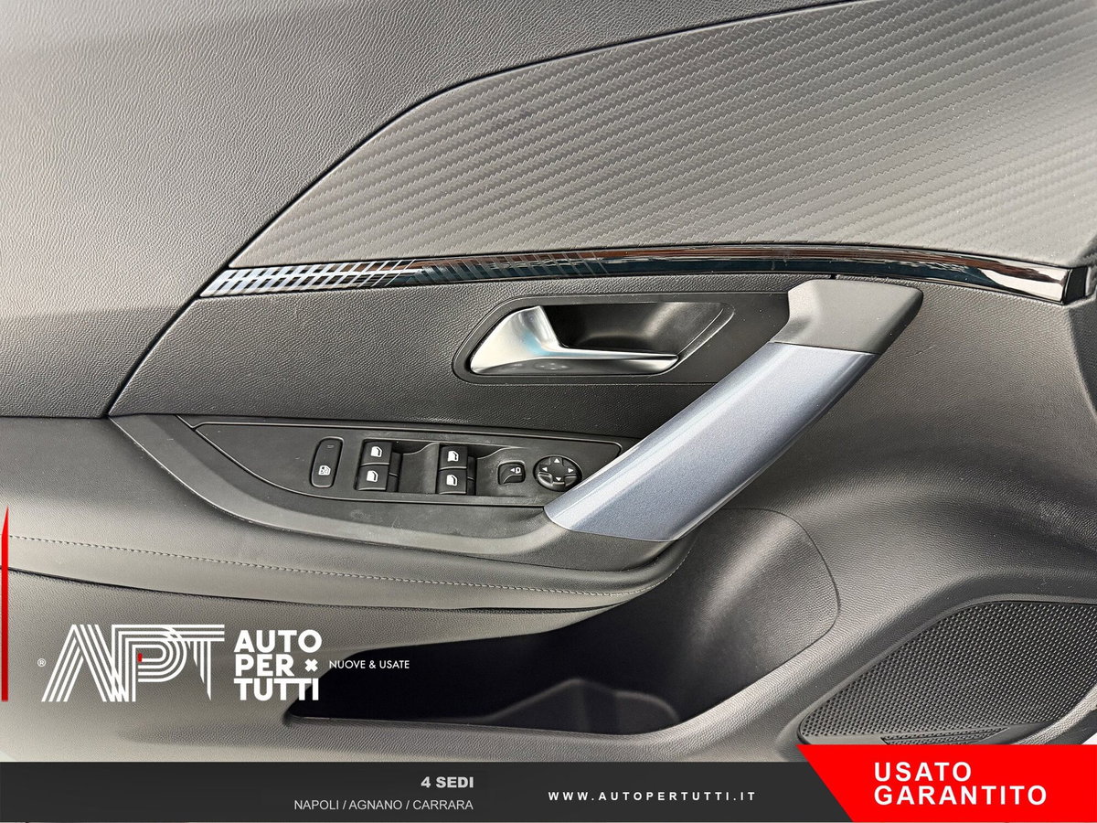 Peugeot 2008 BlueHDi 100 S&S Allure (13)