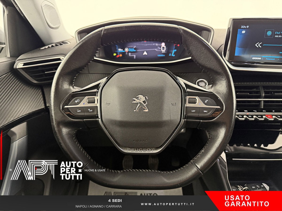 Peugeot 2008 BlueHDi 100 S&S Allure (17)