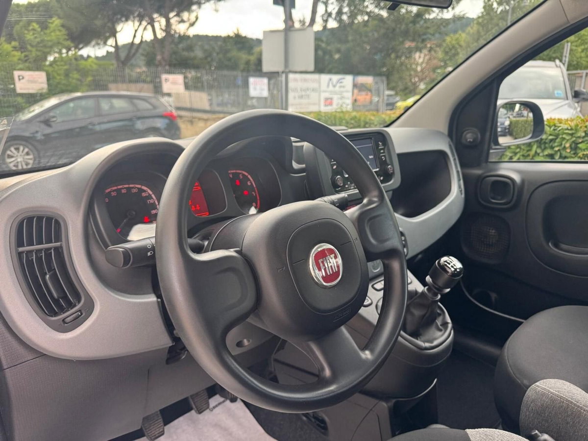 Fiat Panda 1.0 FireFly S&S Hybrid City Cross (16)