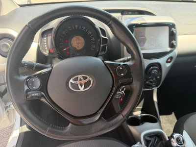 Toyota Aygo 1.0 VVT-i 69 CV 5 porte x-clusiv (10)