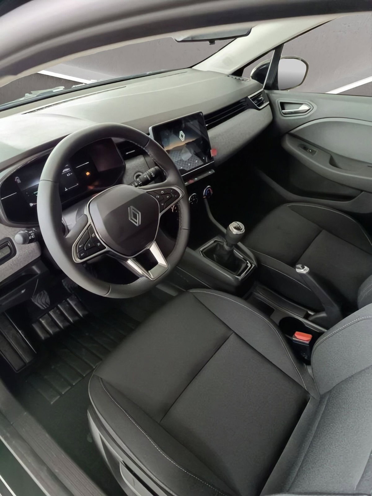 Renault Clio 1.0 eco-g Evolution 100cv (8)