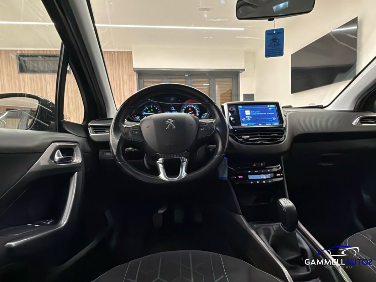 Peugeot 2008 BlueHDi 100 S&S Active (9)