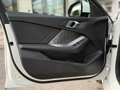 BMW Serie 1 118d Msport auto (10)
