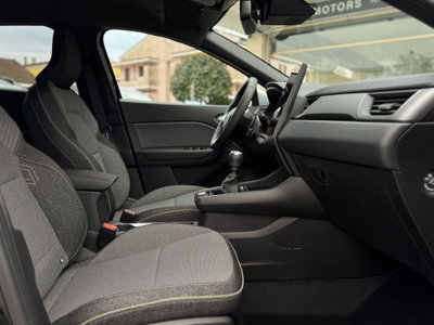 Renault Captur 1.2 eco-g Techno 120cv (18)