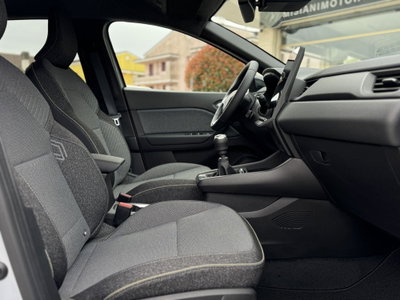 Renault Captur 1.2 eco-g Techno 120cv (13)