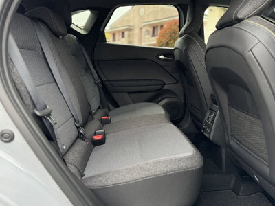 Renault Captur 1.2 eco-g Techno 120cv (14)