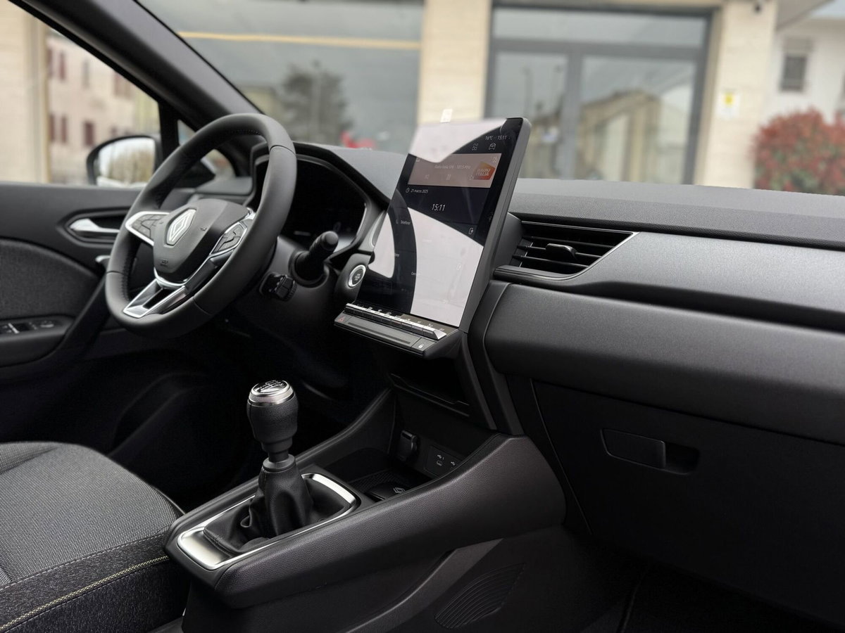 Renault Captur 1.2 eco-g Techno 120cv (15)