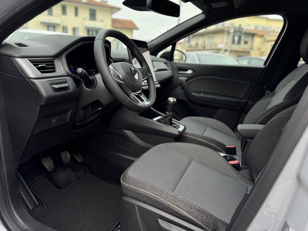 Renault Captur 1.2 eco-g Techno 120cv (9)
