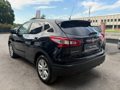 Nissan Qashqai 1.5 dCi Tekna (8)