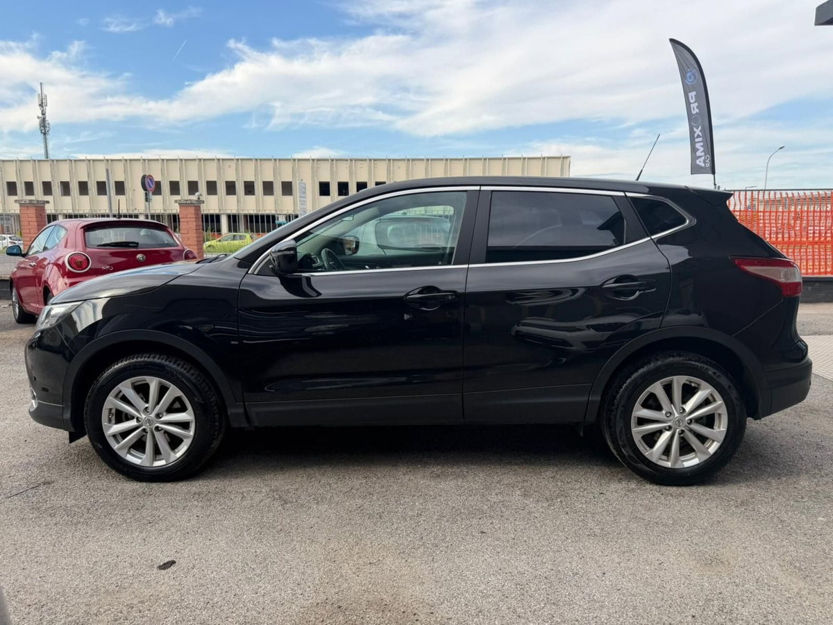 Nissan Qashqai 1.5 dCi Tekna (9)