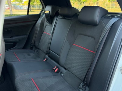 Volkswagen Golf 2.0 TSI GTI DSG Clubsport 45 (11)