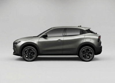 Alfa Romeo Junior elettrica Ti 156cv (2)