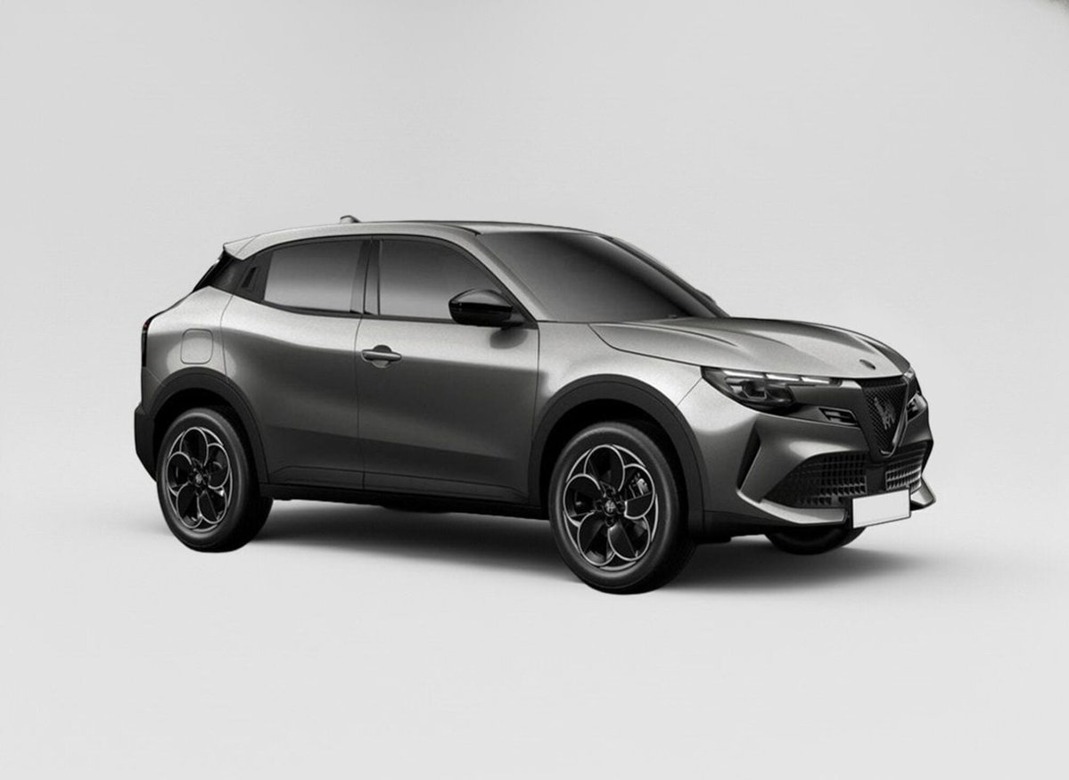 Alfa Romeo Junior elettrica Ti 156cv (3)