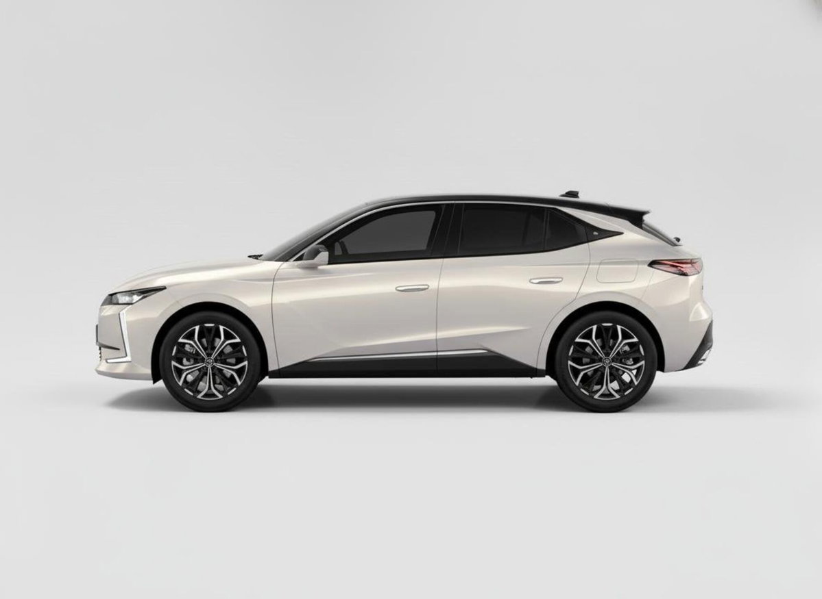 Ds DS 4 DS 4 E-Tense 225 Trocadero (2)