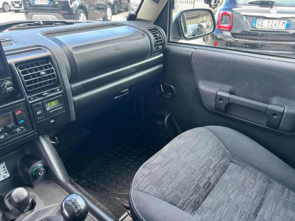 Land Rover Discovery 2.5 Td5 5 porte HSE (11)
