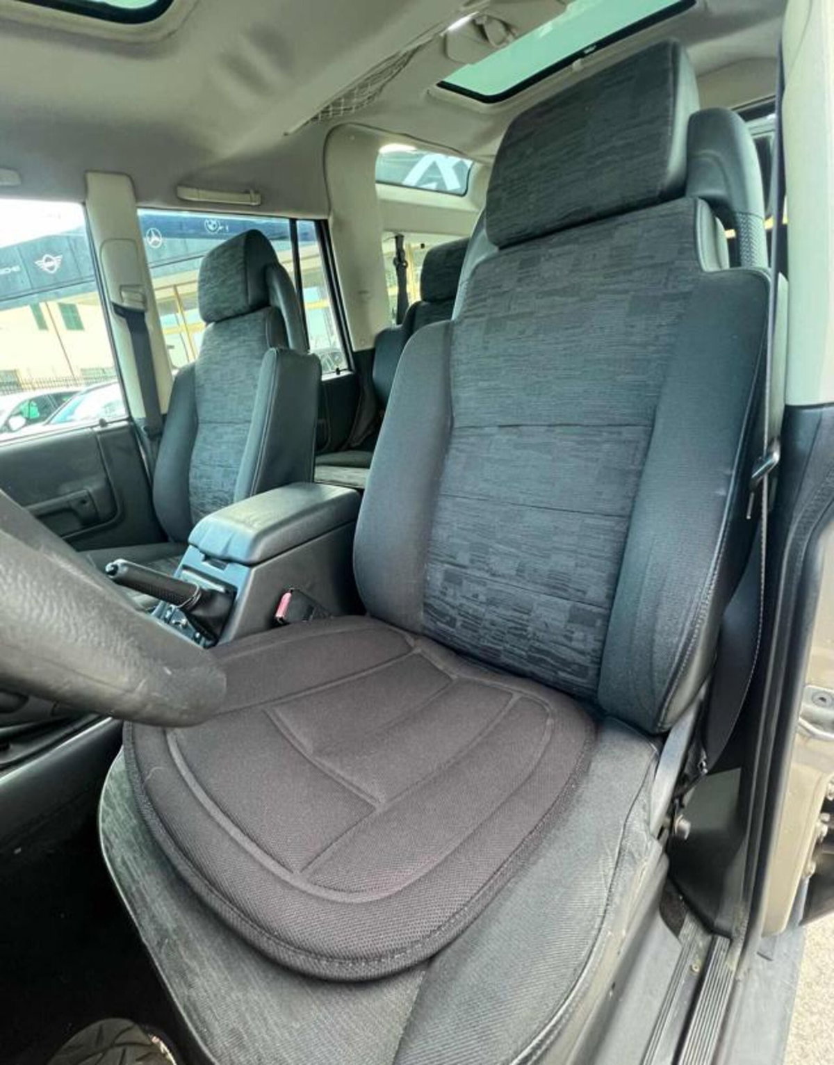 Land Rover Discovery 2.5 Td5 5 porte HSE (8)