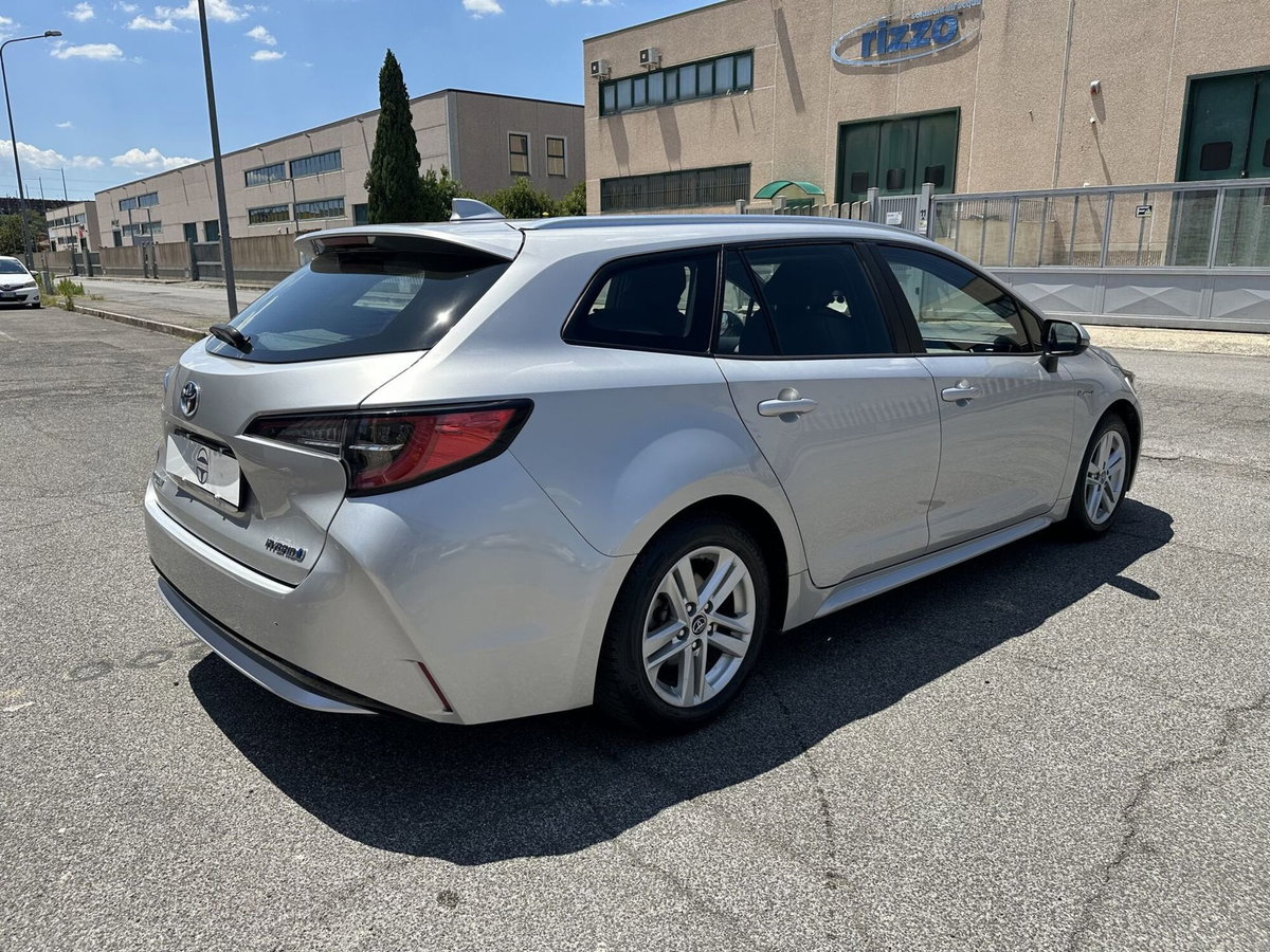 Toyota Corolla Touring Sports 1.8 Hybrid Business (6)