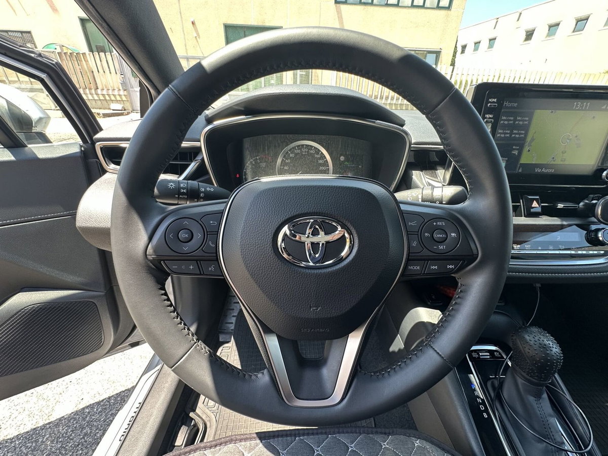Toyota Corolla Touring Sports 1.8 Hybrid Business (9)
