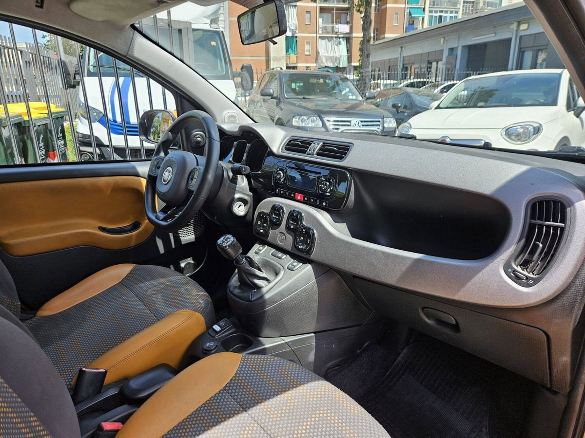 Fiat Panda 1.3 MJT 16V DPF 4x4 Climbing (11)