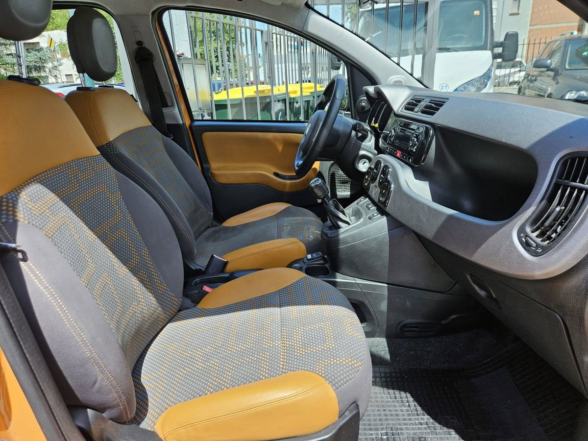 Fiat Panda 1.3 MJT 16V DPF 4x4 Climbing (12)