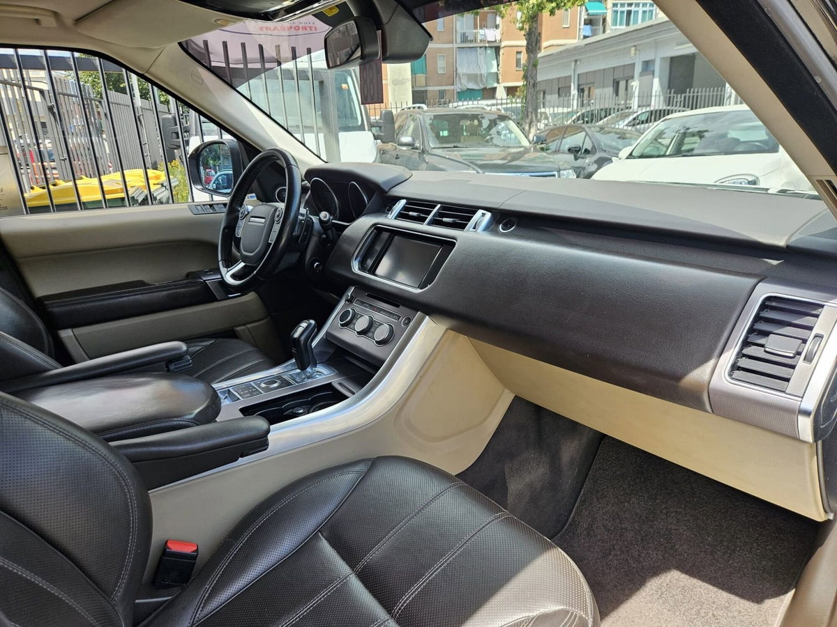 Land Rover Range Rover Sport 3.0 TDV6 HSE (16)