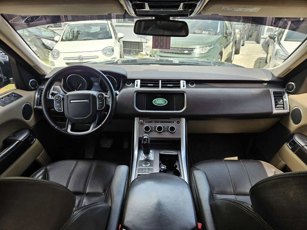Land Rover Range Rover Sport 3.0 TDV6 HSE (9)