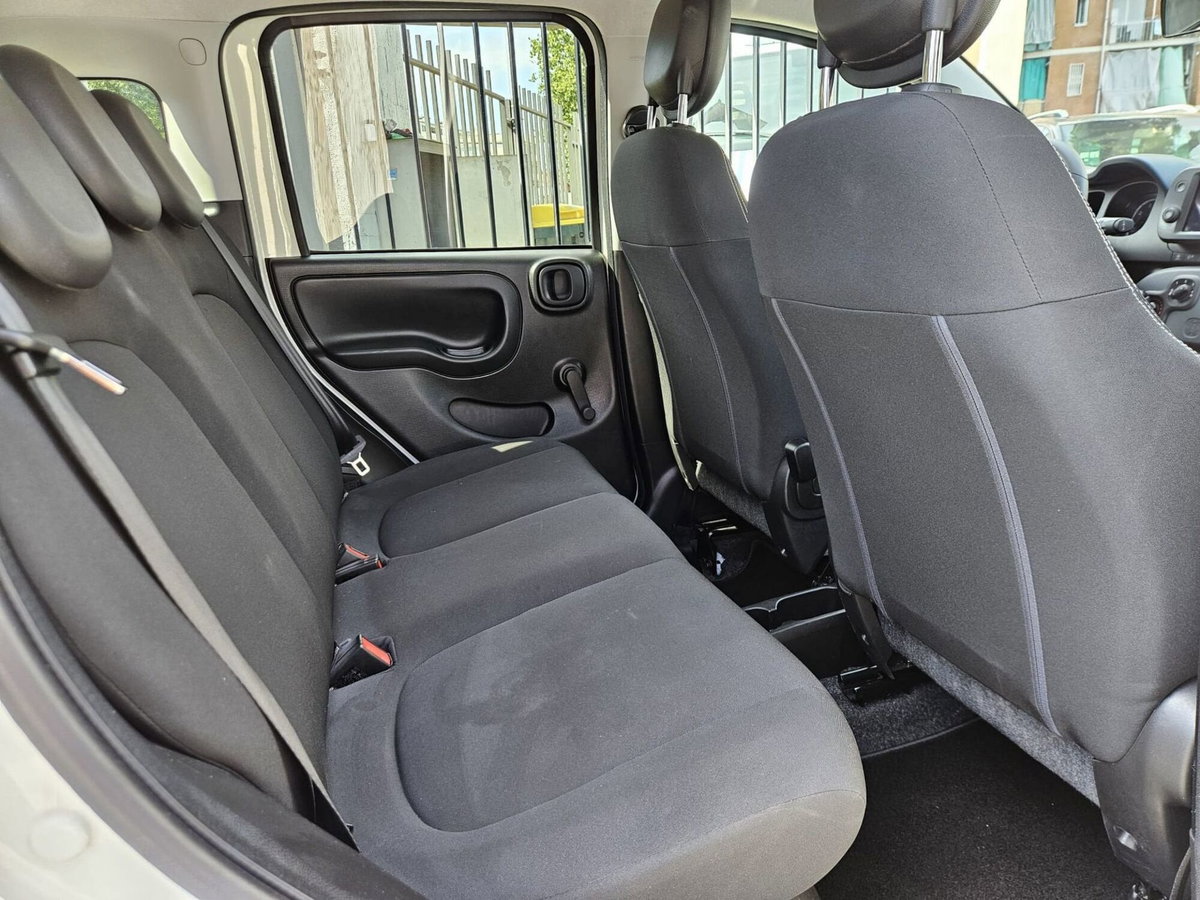 Fiat Panda 1.0 FireFly S&S Hybrid City Cross (13)